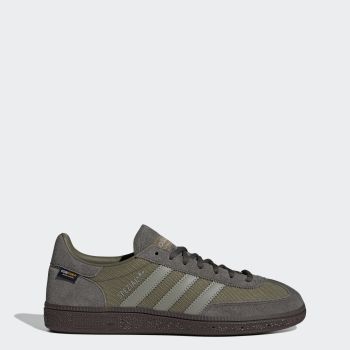 Model sepatu adidas casual on sale