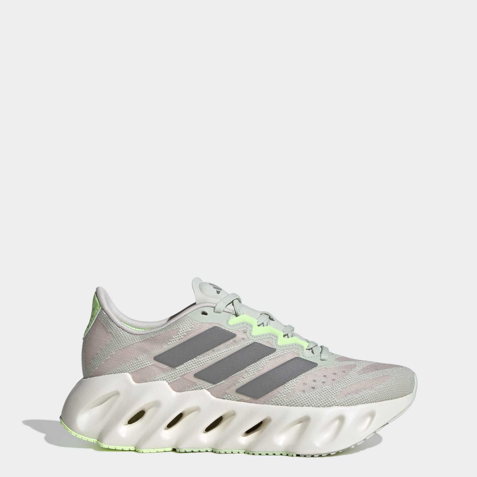 Sepatu running adidas yeezy sale
